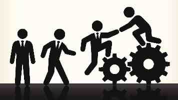 樱花色漫|春季温柔粉色系穿搭与配色实用指南